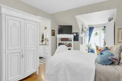 39 Grosvenor Drive Belleville ON K8P 5K3