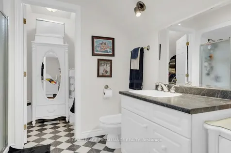 39 Grosvenor Drive Belleville ON K8P 5K3