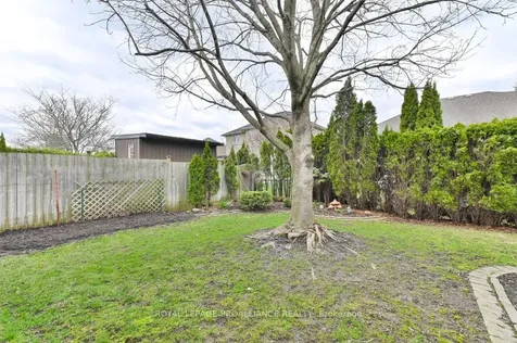 39 Grosvenor Drive Belleville ON K8P 5K3