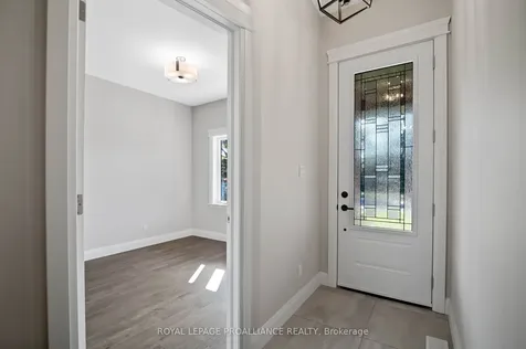 94B Sanford Street Brighton ON K0K 1H0