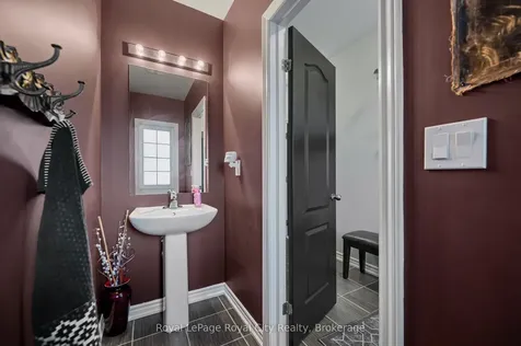 23 Courtney Street Centre Wellington ON N1M 0C9