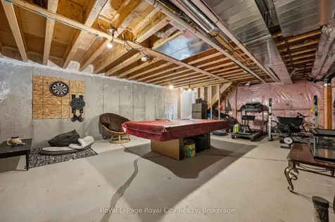 23 Courtney Street Centre Wellington ON N1M 0C9