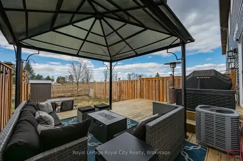 23 Courtney Street Centre Wellington ON N1M 0C9