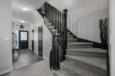 23 Courtney Street Centre Wellington ON N1M 0C9