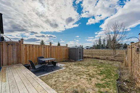 23 Courtney Street Centre Wellington ON N1M 0C9