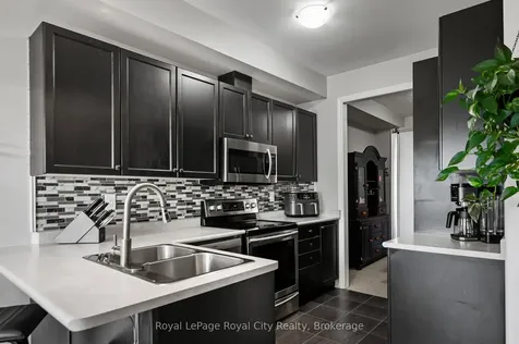 23 Courtney Street Centre Wellington ON N1M 0C9