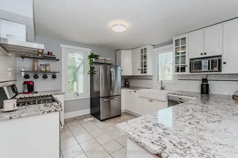 249 Maple Street Cambridge ON N3C 1T1