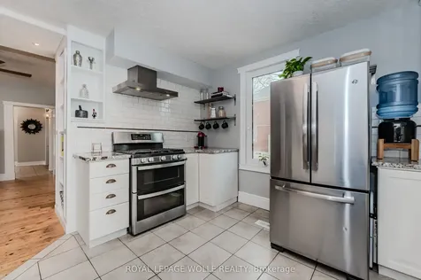 249 Maple Street Cambridge ON N3C 1T1