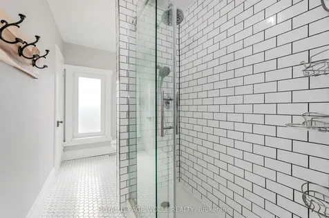 249 Maple Street Cambridge ON N3C 1T1