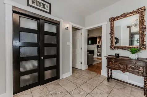 249 Maple Street Cambridge ON N3C 1T1