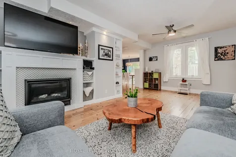 249 Maple Street Cambridge ON N3C 1T1