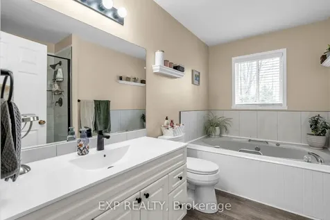 122 Glen Oaks Court Cornwall ON K6H 7E6