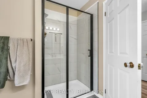 122 Glen Oaks Court Cornwall ON K6H 7E6