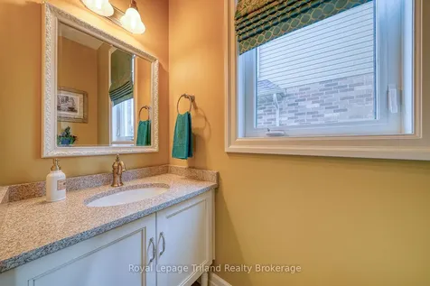 1142 Caen Avenue Woodstock ON N4T 0G3
