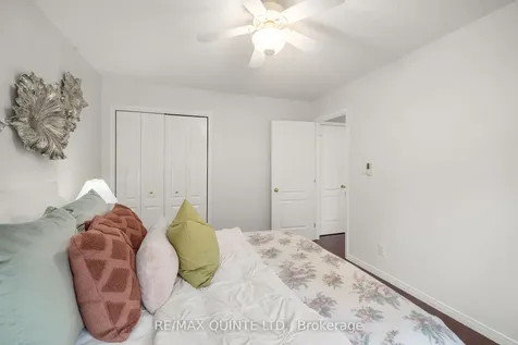 14 Hilton Place Belleville ON K8P 5N2