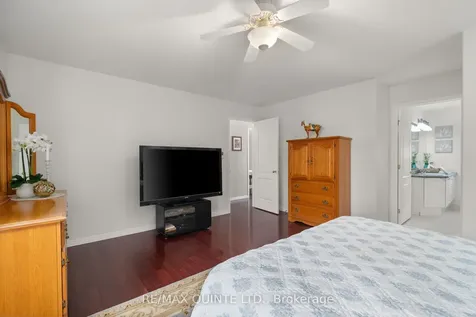 14 Hilton Place Belleville ON K8P 5N2