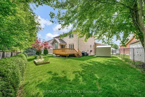 14 Hilton Place Belleville ON K8P 5N2