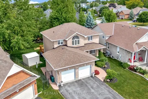 14 Hilton Place Belleville ON K8P 5N2