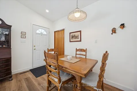 11 Willow Drive Belleville ON K8N 1X1