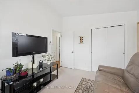 11 Willow Drive Belleville ON K8N 1X1