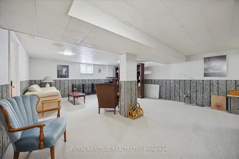 11 Willow Drive Belleville ON K8N 1X1