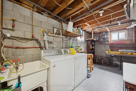 11 Willow Drive Belleville ON K8N 1X1