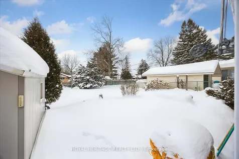 11 Willow Drive Belleville ON K8N 1X1