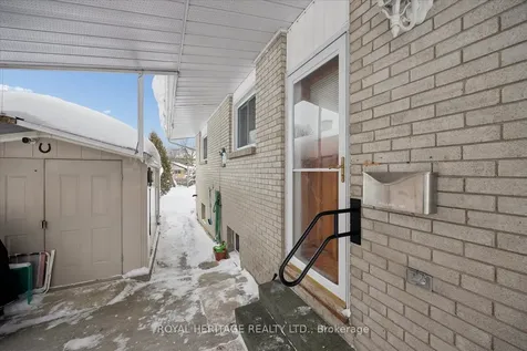 11 Willow Drive Belleville ON K8N 1X1