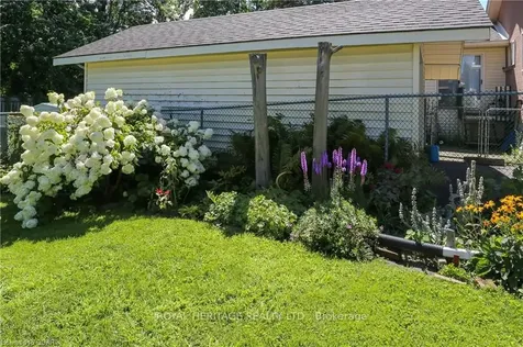 11 Willow Drive Belleville ON K8N 1X1