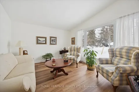 11 Willow Drive Belleville ON K8N 1X1