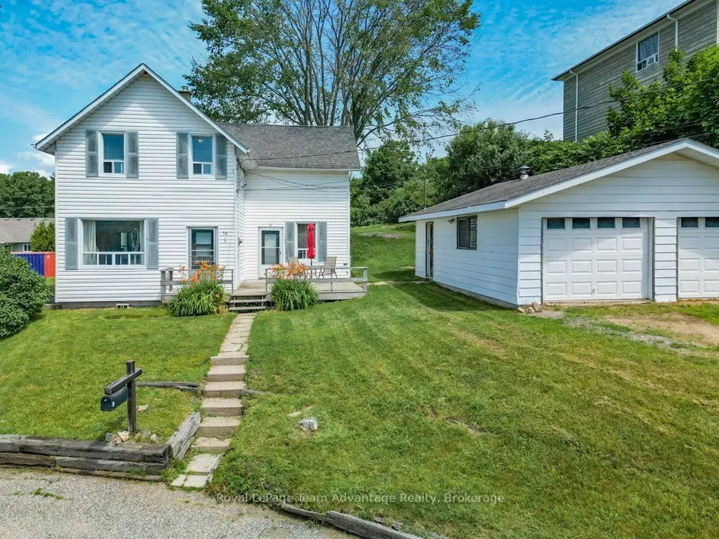 76 Bowes Street Parry Sound ON P2A 2L7