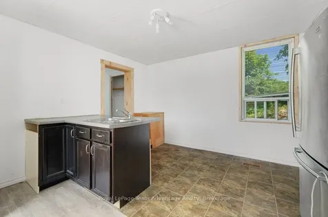 76 Bowes Street Parry Sound ON P2A 2L7