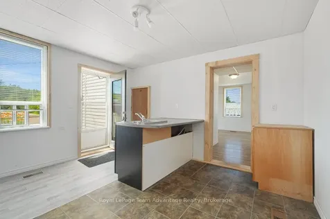 76 Bowes Street Parry Sound ON P2A 2L7