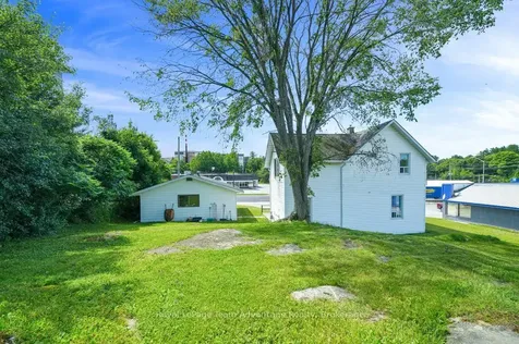 76 Bowes Street Parry Sound ON P2A 2L7