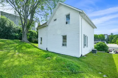 76 Bowes Street Parry Sound ON P2A 2L7