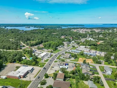 76 Bowes Street Parry Sound ON P2A 2L7
