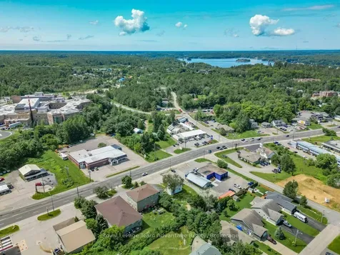 76 Bowes Street Parry Sound ON P2A 2L7