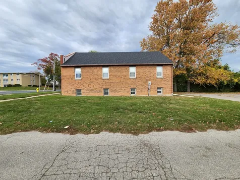 312 Erie Street S Leamington ON N8H 3C5