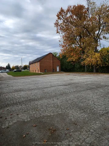 312 Erie Street S Leamington ON N8H 3C5