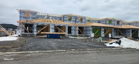 43 Parkland Circle N/a Quinte West ON K8V 0R3