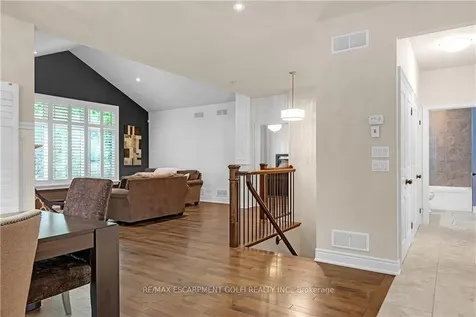 22 Creekside Drive Niagara-on-the-lake ON L0S 1J0