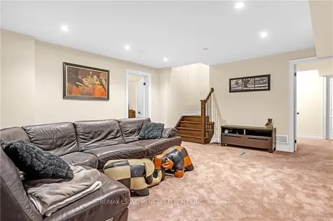 22 Creekside Drive Niagara-on-the-lake ON L0S 1J0