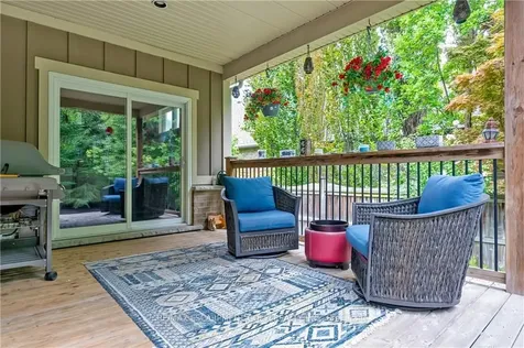 22 Creekside Drive Niagara-on-the-lake ON L0S 1J0