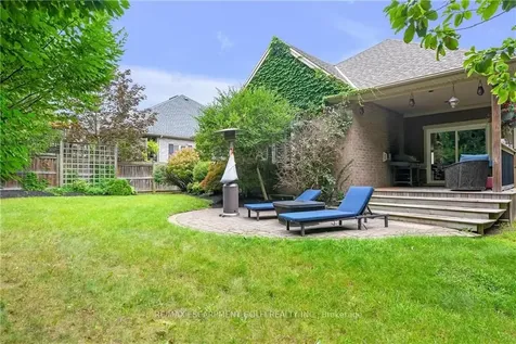 22 Creekside Drive Niagara-on-the-lake ON L0S 1J0