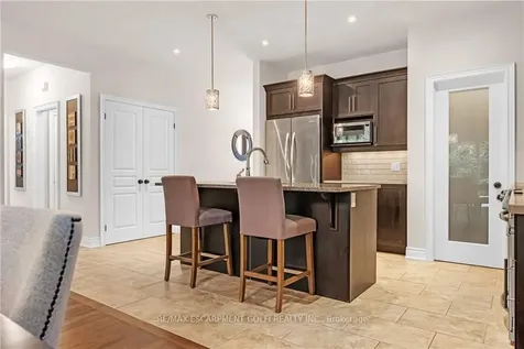 22 Creekside Drive Niagara-on-the-lake ON L0S 1J0