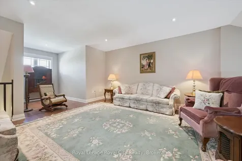 113 Aberdeen Street Centre Wellington ON N1M 0B8
