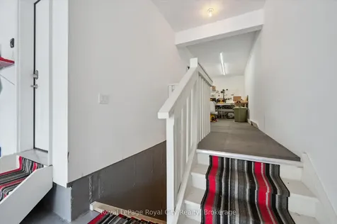 113 Aberdeen Street Centre Wellington ON N1M 0B8