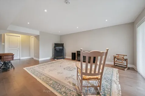 113 Aberdeen Street Centre Wellington ON N1M 0B8