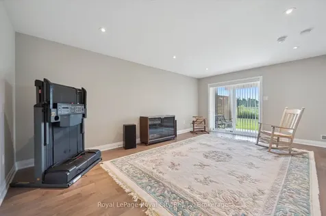 113 Aberdeen Street Centre Wellington ON N1M 0B8