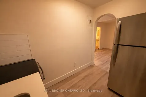 44 Weber Street W Kitchener ON N2H 3Z2